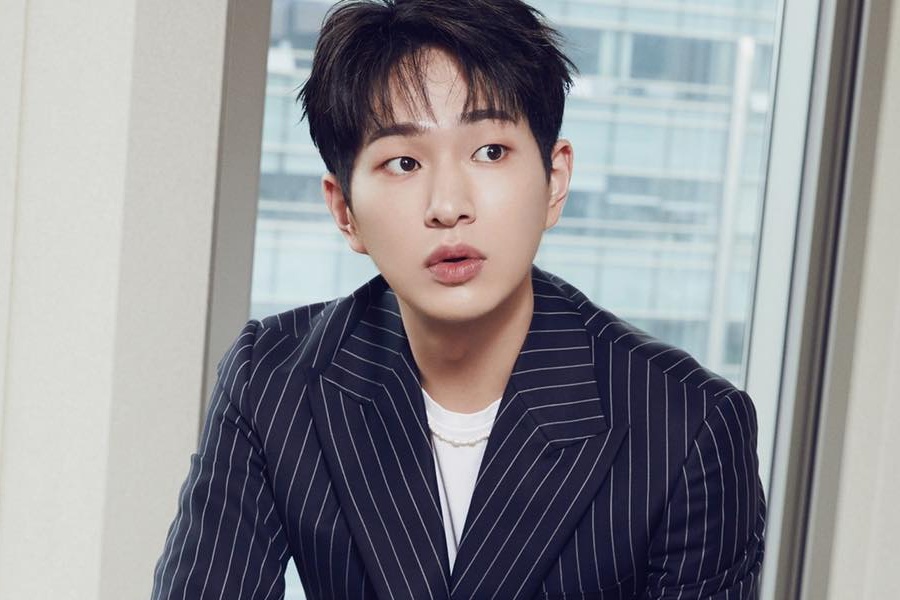 soompi's tweet photo. #SHINee's #Onew Unveils Name Of Upcoming Solo Mini Album With 1st Teaser
https://t.co/LHGTIWYClz https://t.co/BO3NObZIXT