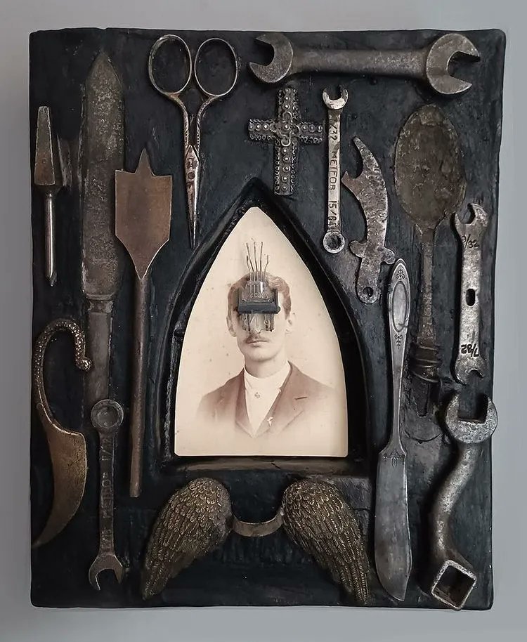 Of All The Things He Made by @craiglarotonda is part of the new group show TRASH on view at @darkartemporium. There's still time to see see this awesome group exhibition! 

Contact the gallery for purchase availability.

#beautifulbizarre #foundart #foundobjects #darkart