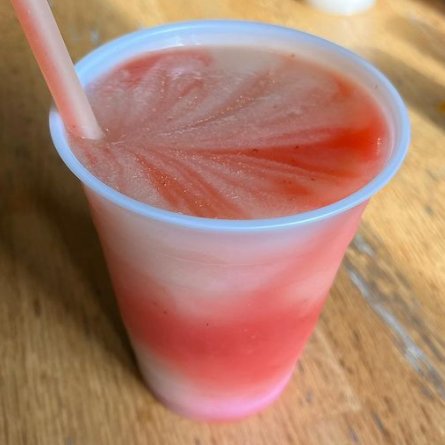 Yup! It's daiquiri time!🍹
Visit your favorite Wet Willie's daiquiri bar to enjoy this delicious frozen cocktail made with Piña Colada and Strawberry flavors. 

Want one? Find your nearest Wet Willie's by clicking the link in our bio.