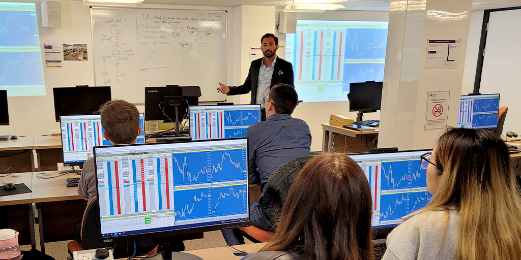 the_ZISHI's tweet photo. Big thanks to @DUBusSchool for hosting the @the_ZISHI’s introduction to trading workshop. Students absorbed the intense and fast pace of the day with incredible concentration. We look forward to delivering our Level 5 Advanced Diploma in Financial Trading in Durham this summer. https://t.co/uwK7mHyS2x
