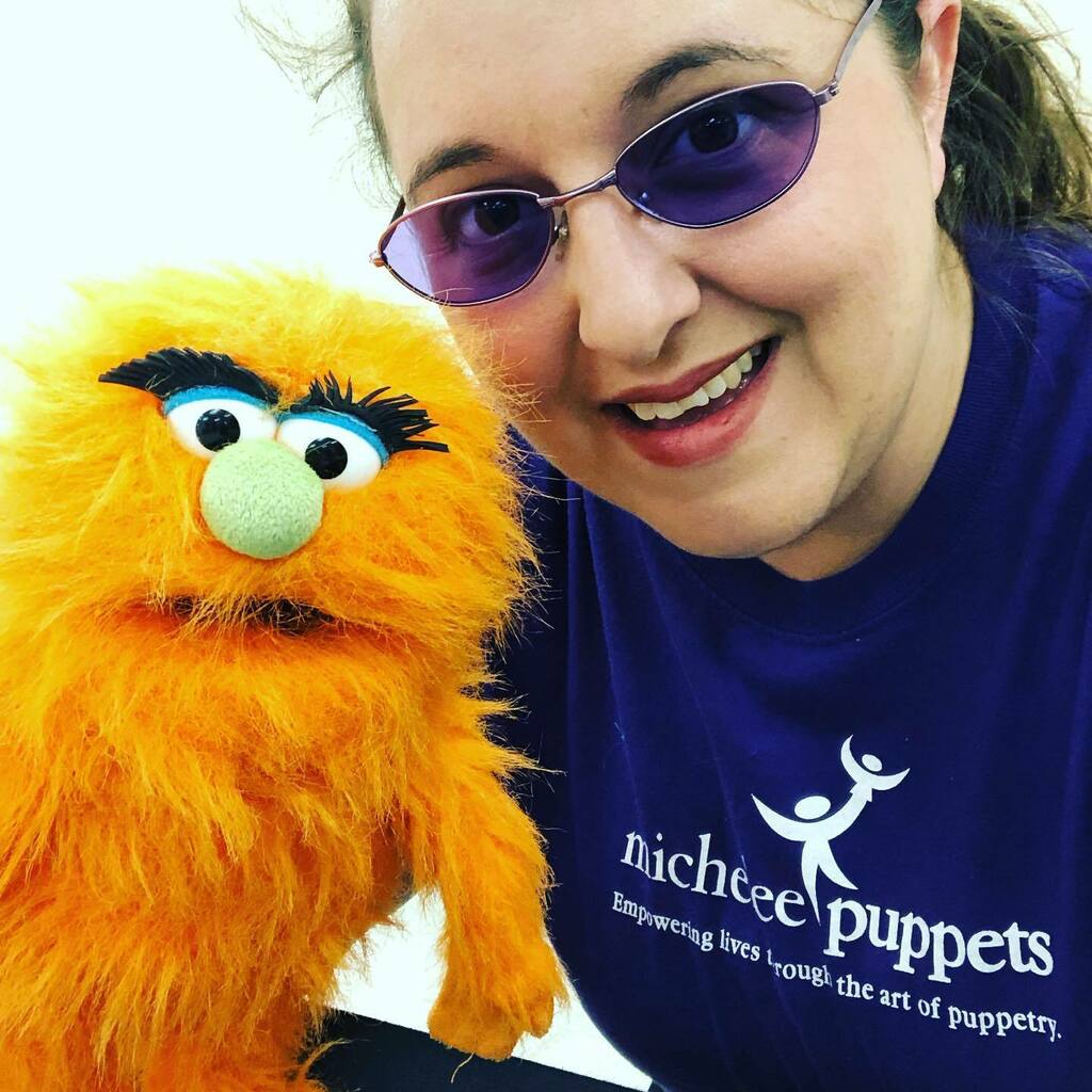 ‘Sup? My boy Ah-Ha and I are in da house with some rhymes…about a mouse! Yeah! #earlylearning #readingreadiness #puppeteer #puppetshow instagr.am/p/Cbps9kNLdxs/