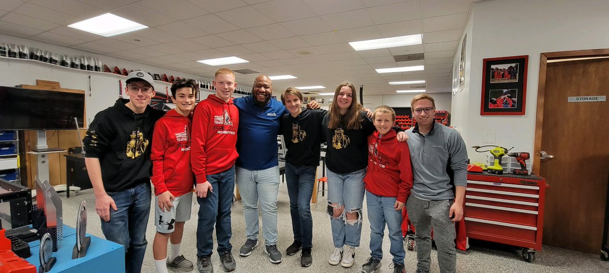 Joshua Velehradsky tweet media