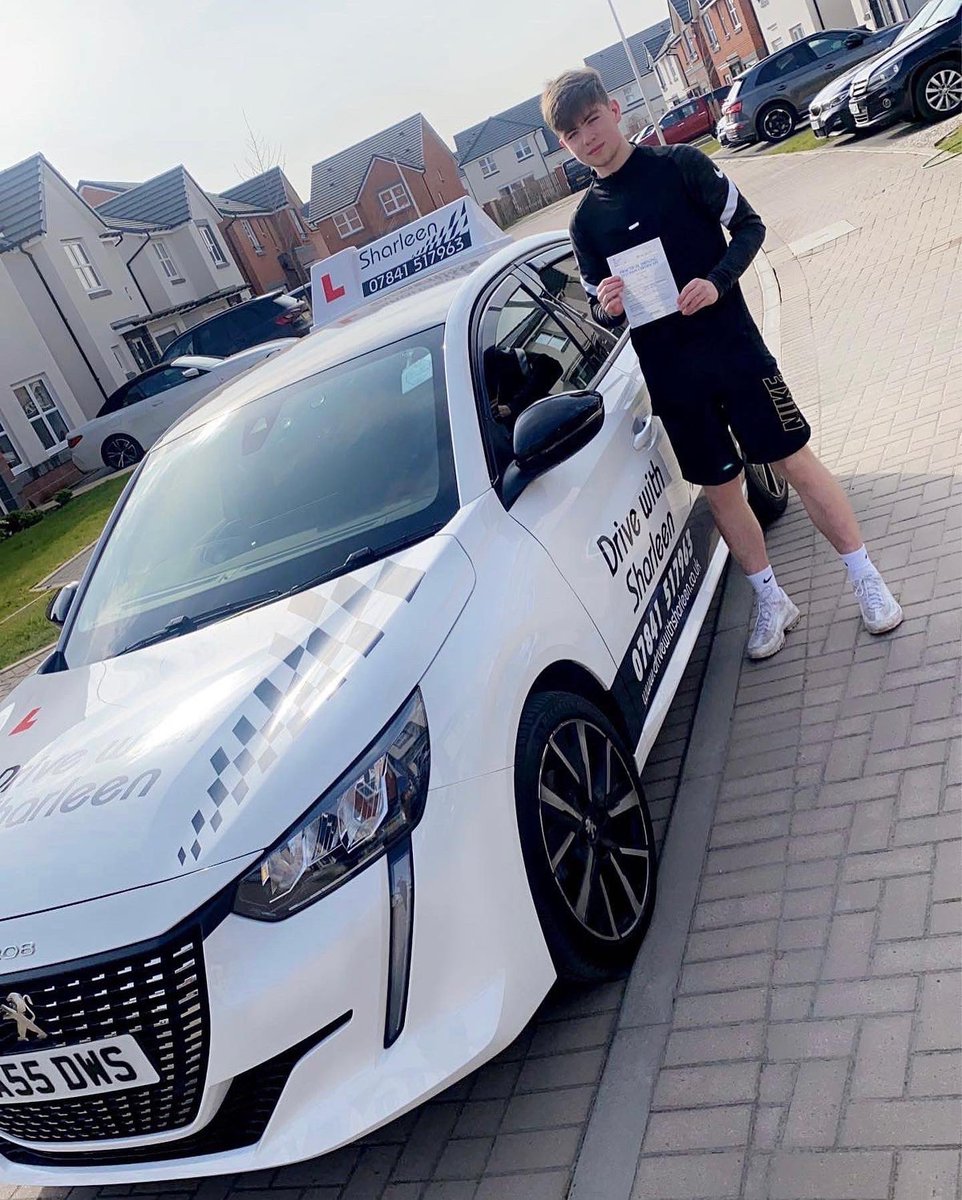 DrivewithShar's tweet photo. Another great Pass with Drive with Sharleen.A huge congratulations  to Ross Kelly on passing his driving test today with absolute ease today at Paisley Test Centre. Absolutely over the moon for you, so proud of what you have achieved! You worked so so hard for this. Keep safe 🚗 https://t.co/yTYqpqm31I