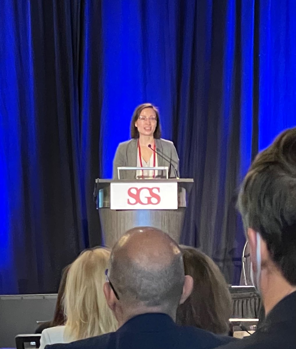 So humbled to have been co-residents at <a href="/NU_ObGynRes/">Northwestern Ob/Gyn Residency</a> with Dr. Jackie Wong who just wowed #SGS2022 with her oral presentation on ergonomics in laparoscopic surgery, advocating for small-handed surgeons everywhere! <a href="/GynSurgery/">Society of Gynecologic Surgeons</a>