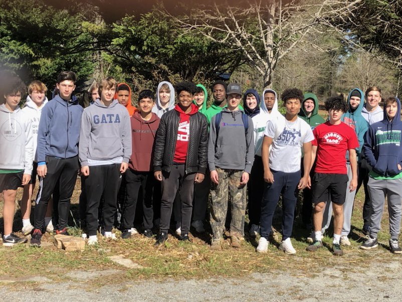 Huge thanks to the Harrison Football players who came out and worked hard in the Due West Garden on Saturday! #duegood #HoyasGiveBack