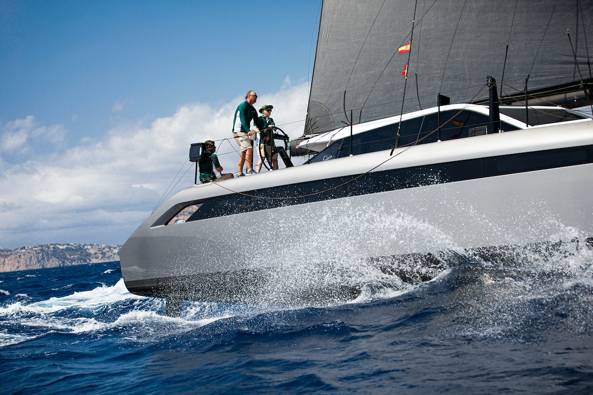 multihullcup's tweet image. “It was a beautiful day, with great conditions and a great battle,” said Cam Appleton, tactician on Highland Fling, following the racing on day 2 of Multihull Cup 2021
⁠
Images by @sailingenergy⁠

#multihullracing #multihullregatta #multihullcup #multihullcup2022