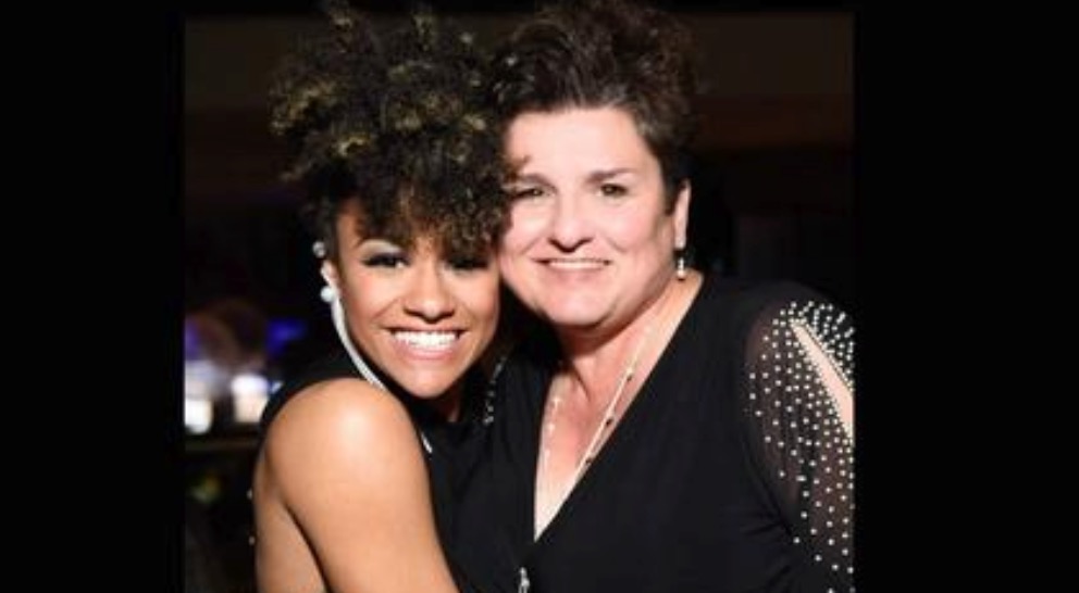 ncpublicschools's tweet photo. .@WakefieldMiddle teacher Gina DeBose faithfully watched the Oscars for years on TV with her daughter Ariana DeBose. Sunday she watched the show in person to see Ariana win Oscar for Best Supporting Actress for “West Side Story” - https://t.co/YKpFfpQ0Dq. @WCPSS @newsobserver https://t.co/ADhE7TC2VY