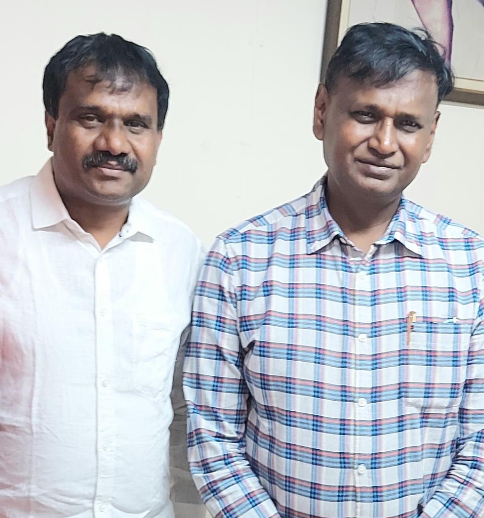 DRamesh_KKC's tweet photo. Meeting with Dr Udit Raj ji Chairman 
All India Unorganised Workers and Employees Congress KKC at AICC office Delhi 
Dr D.Ramesh Regional Coordinator Southern States All India Unorganised Workers and Employees Congress KKC https://t.co/ZAI4hQzbEn