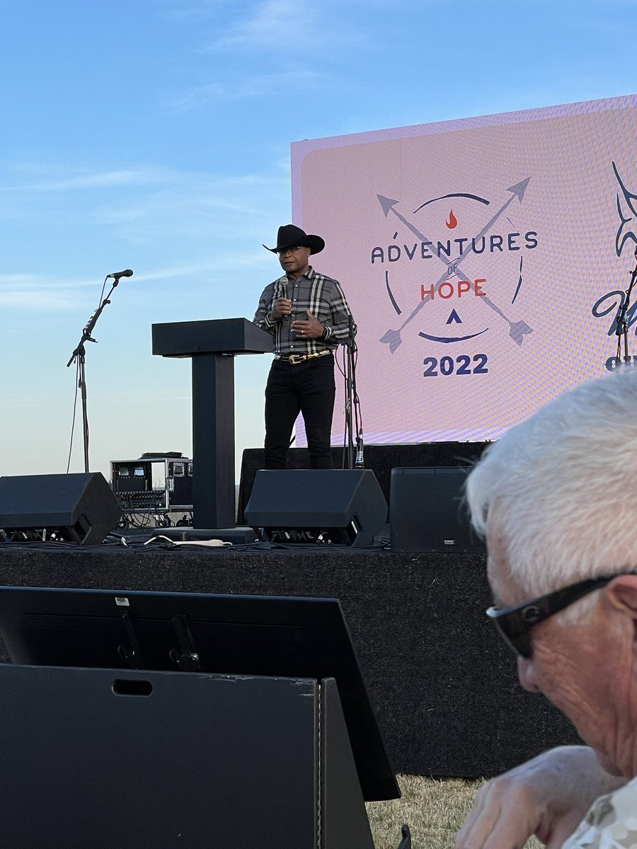 Broke out my hat and boots for the Majesty Outdoor Adventures Night of Hope! Fatherless youth are near to my heart.
#changingourperspective
#COPI
#majestyoutdoors
#TideChangers
#shatterfatherlessness