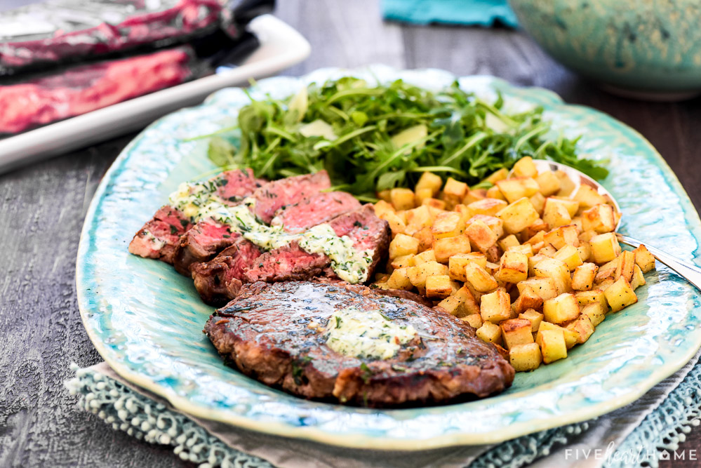 FiveHeartHome's tweet photo. #sponsored Easy Steak Frites -- featuring 𝘖𝘱𝘦𝘯 𝘗𝘳𝘢𝘪𝘳𝘪𝘦® Natural* ribeyes, golden potatoes, and herb butter -- will IMPRESS! *Minimally processed. No artificial ingredients. https://t.co/T7cYWuOnSk #tysonambassador #openprairienaturalmeats #naturalmeats #neverever https://t.co/bXu70Awdwj