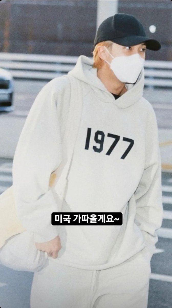 BE_yei's tweet photo. Mi amor 💜

HAVE A SAFE FLIGHT
 @BTS_twt ✈️ https://t.co/HH8t4HILW8