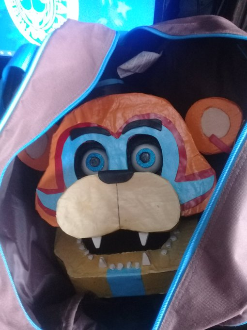 Pablo_2007_Fer's tweet photo. Go on Superstar 
#FNaF #securitybreach  #glamrockfreddy  #FNaFPF #Superstar https://t.co/waCH8ZQyMq