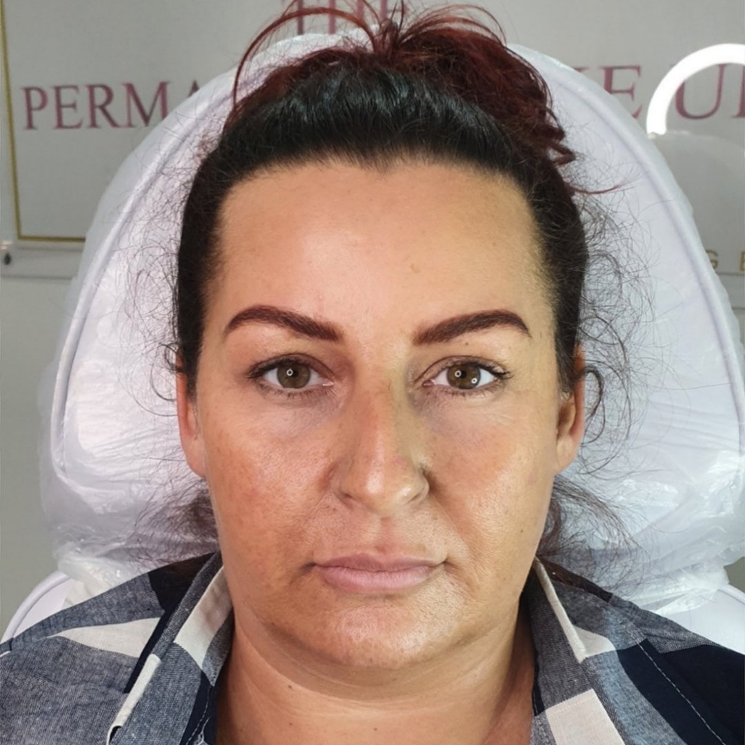 ThePermMakeUp1's tweet photo. Fuller brows with more definition and colour... Yes please! 

Using a combination effect, I can give you exactly that! I have a range of colours so there will be one to suit all hair colours and skin tones! Find out more below👇

https://t.co/HA6N1ICiAj

#permanentmakeup https://t.co/ulfXL9nw5l