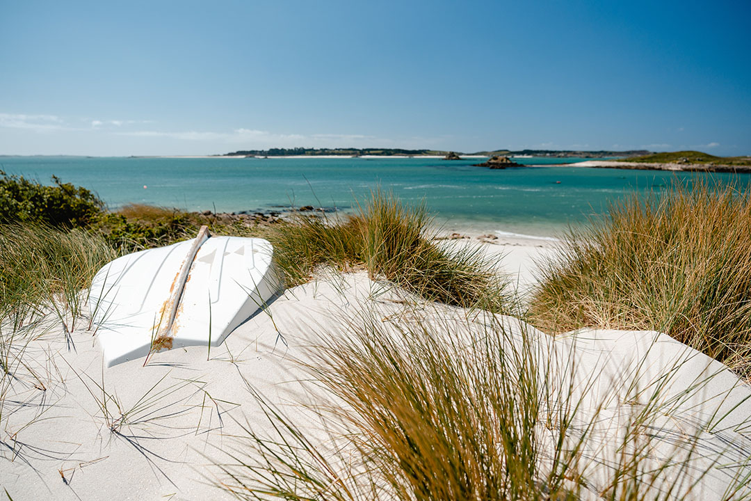 IOSTravel's tweet photo. We’re now into #BritishSummerTime hours and welcome the arrival longer and days - which in our opinion, are best spent basking in beautiful #Scilly sunshine!
#SpringOnScilly #OffPeakScilly #VisitIslesOfScilly #IslesOfScilly
https://t.co/GXHDTrqJLU https://t.co/BYd7mLfK6T