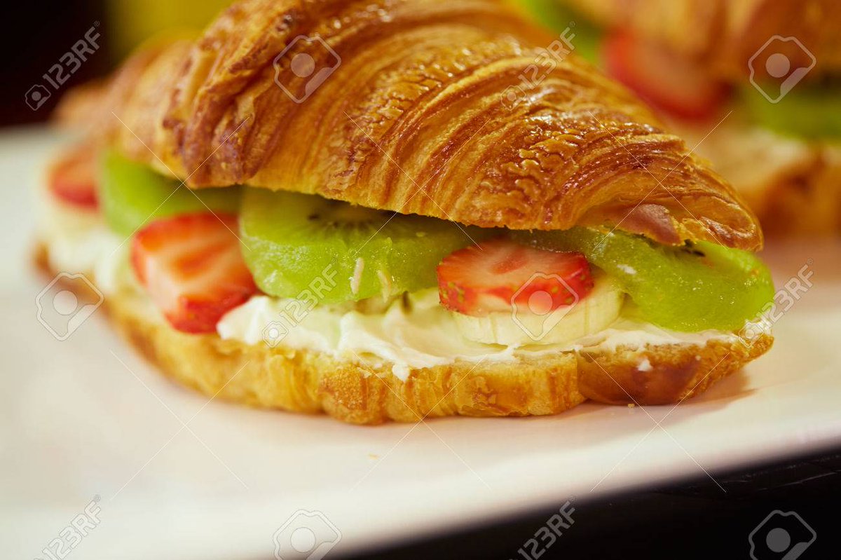 TripColla's tweet image. que rico😋!! #croissaint #carcajada