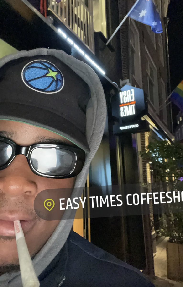 Smokey____Joe's tweet photo. Bro bro goes to Amsterdam for a week and becomes an elixir enchanter #easytimes #youthought https://t.co/YGv13ZBCxA