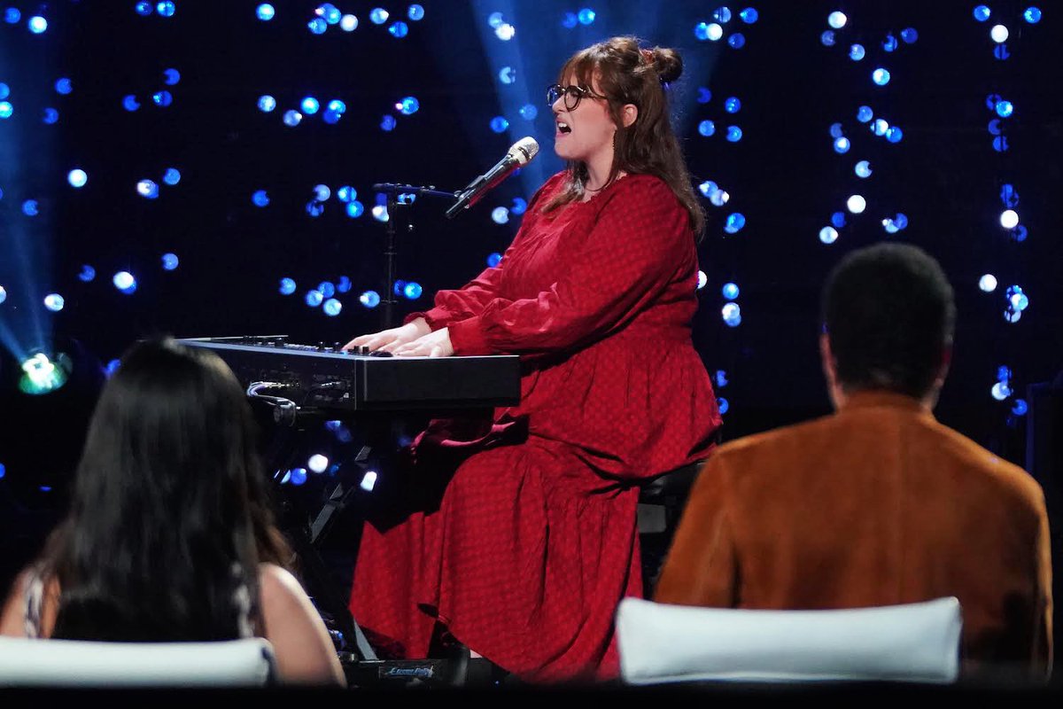 sammossmusic's tweet photo. #HollywoodWeek on @AmericanIdol kicks off TONIGHT on @ABCNetwork at 8/7c! Do not miss a chance to hear me!

#IdolTonight #20YearsofAmericanIdol #AmericanIdol #samonidol #sam #sammoss #americanidolsammossmusic #Americanidolseason20 #sammossmusic #sammossonidol #pregnancy https://t.co/VgNvlCGbim