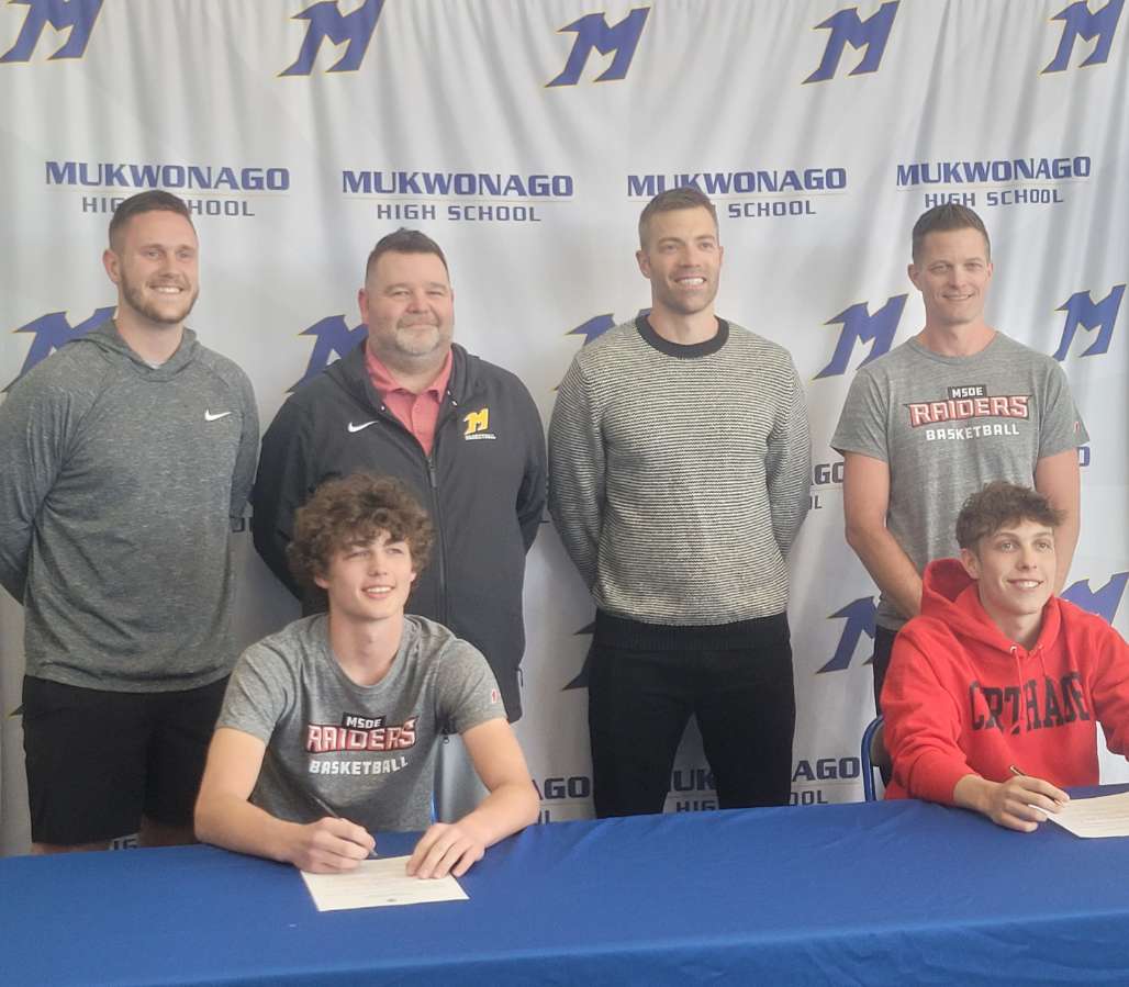 What a great day!  2 Mukwonago basketball players signing letters of intent to play basketball at <a href="/MSOE_Mensbball/">MSOE Mens Basketball</a> <a href="/Carthage_MBB/">Carthage Men's Basketball</a>
 <a href="/JendusaJoey/">Joey Jendusa</a> <a href="/pollnow_jordan/">jordan pollnow</a> 

Wouldn't be where they are without great teammates and coaches!

<a href="/pcf24up/">24:Up</a> <a href="/MarkStewartMJS/">Mark Stewart Ⓜ️</a> <a href="/WisBBYearbook/">Mark Miller</a>