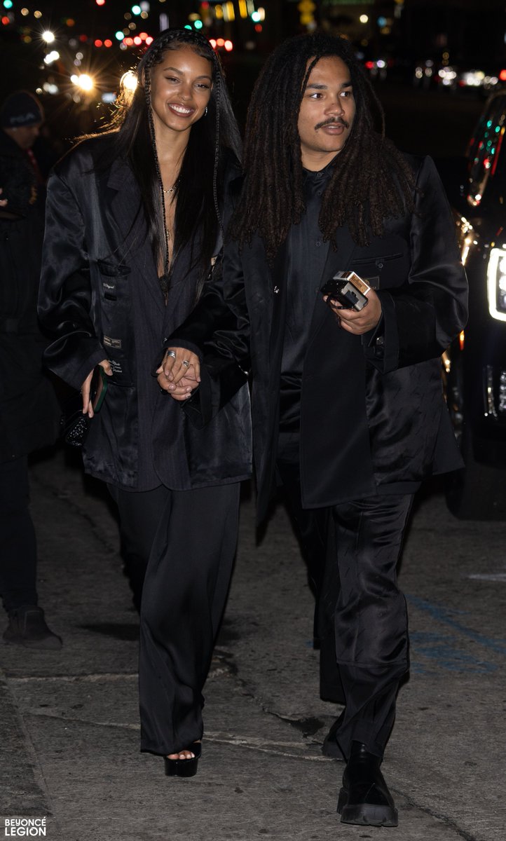 BEYONCÉ LEGION 𐚁 tweet media