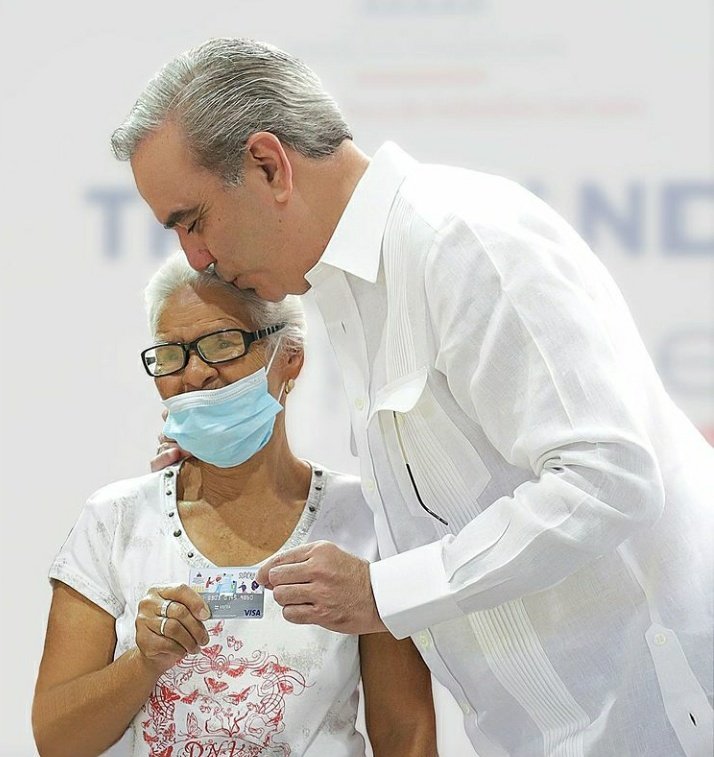 Nos complace tener un presidente que ama y es amado por su pueblo, su humildad, honestidad y trabajo,  le permite ser bien valorado.

¡ Viva Luis Abinader !
Equipo Héctor Marte presente.

<a href="/luisabinader/">Luis Abinader</a> <a href="/raquelarbaje/">Raquel Arbaje</a>