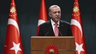 Hasan_DRS42's tweet photo. #SONDAKİKA 
Cumhurbaşkanı Recep Tayyip Erdoğan:

✅ Deterjan, sabun, tuvalet kağıdı, peçete, bebek bezi gibi ürünlerinde KDV'sini yüzde 18'den yüzde 8'e indirme kararı aldık
✅ Yeme içme hizmetlerinin tamamında KDV oranını yüzde 8 olarak belirliyoruz.
#rte #cumhurbaşkanı #erdogan https://t.co/hnm26Hx5fa