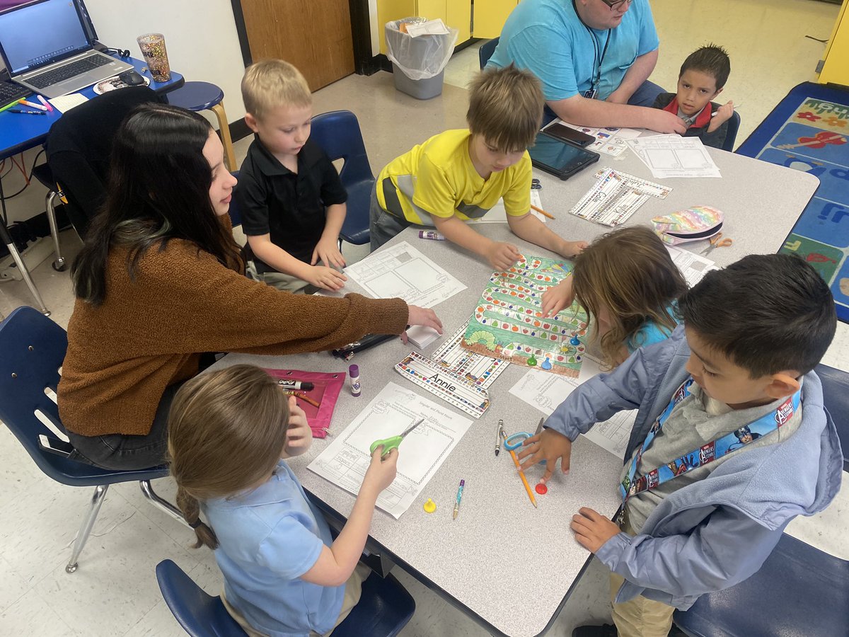 Scott's Kinder Kids tweet media