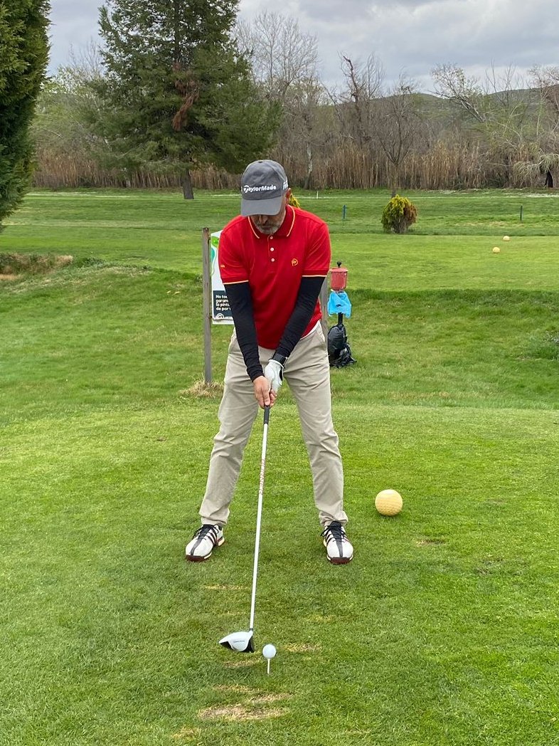 hoyo_7's tweet photo. Es importante vestirse con ropa cómoda... Hoyo 7 te ofrece multitud de posibilidades... 😊
#ropadegolf #golf #pologolf #polotecnico #fabricadoenEspaña #pantalones #ropacomoda https://t.co/5Bew23V2FK
