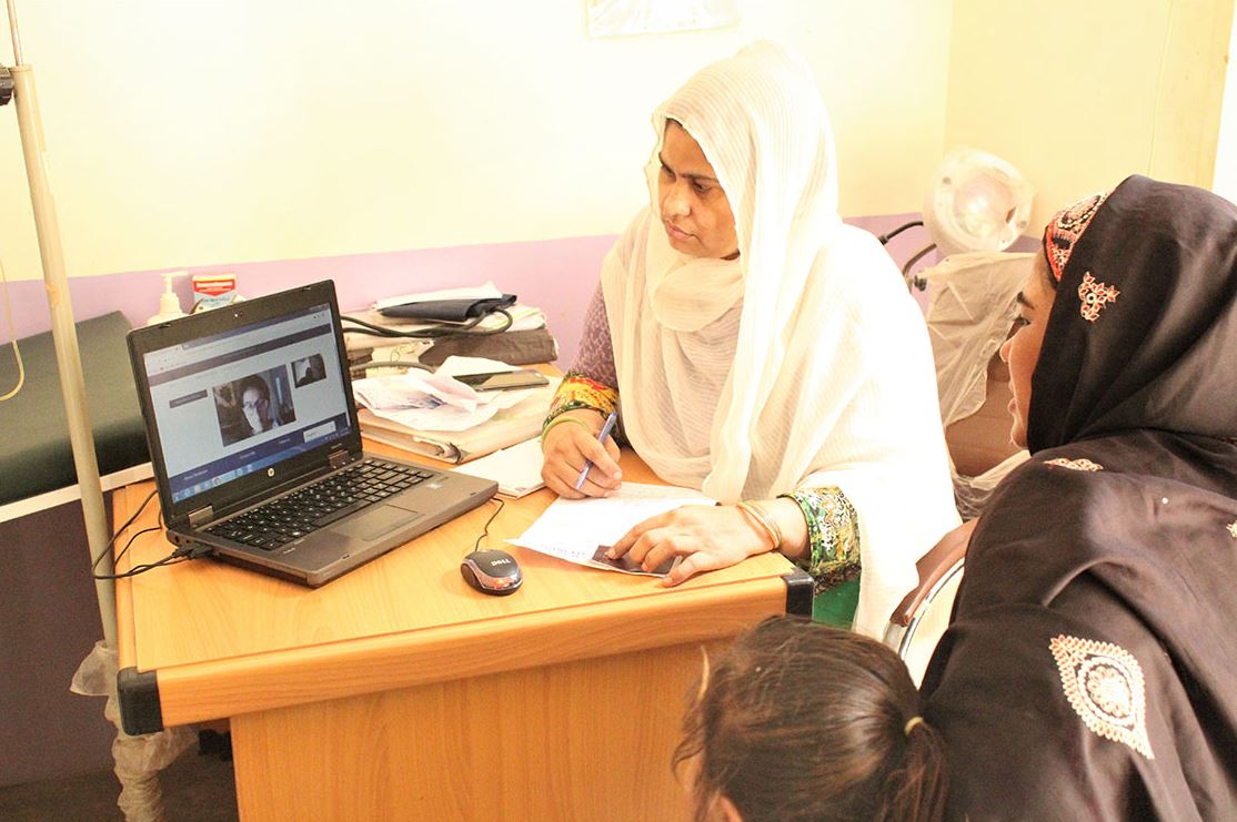 Private sector and #digitalhealth: @SehatKahani is a impact-driven #digitalhealth solution, that connected #women in Pakistan, #primarycare workers, #generalpractitioner and clinical specialists, during COVID-19. Read the full story here: ccpsh.org/blog/country-c…