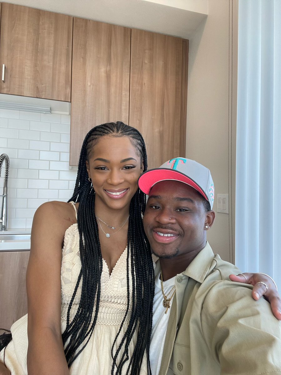 _JMckinney254's tweet image. Thank you for being a friend and a lover! I love you queen!❤️‍🔥🫶🏾 #2yearsdown