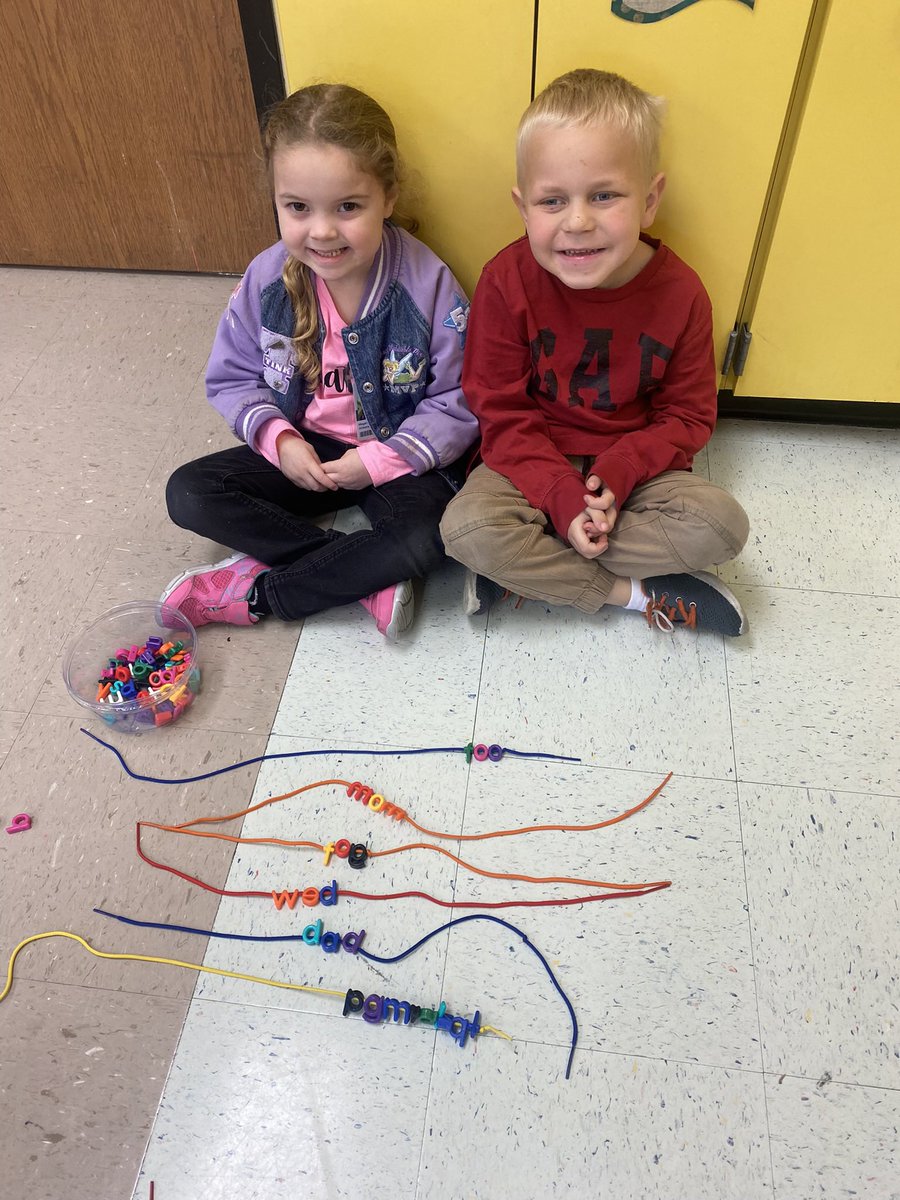 Scott's Kinder Kids tweet media