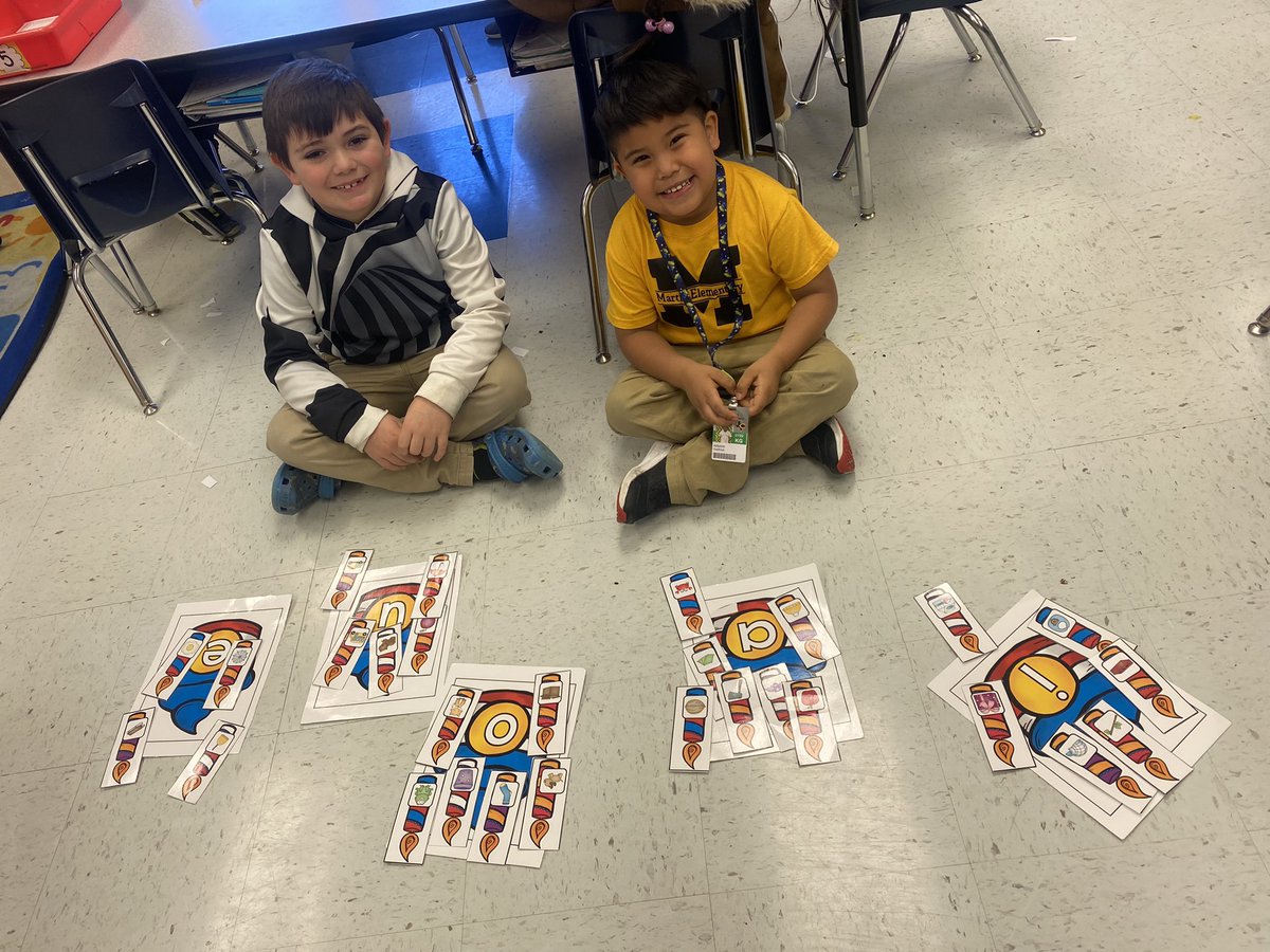 Scott's Kinder Kids tweet media