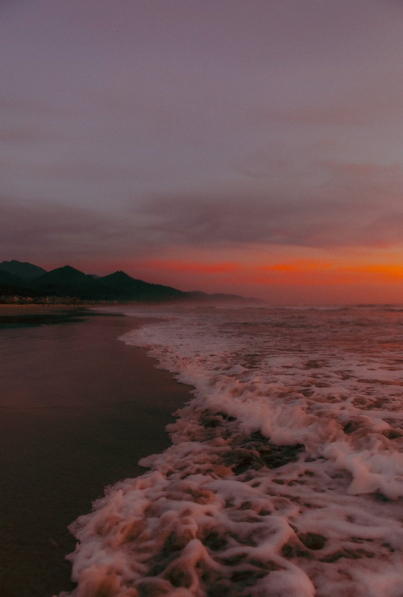 keelpapke's tweet photo. an oregon sunset https://t.co/SivJpYcKlY