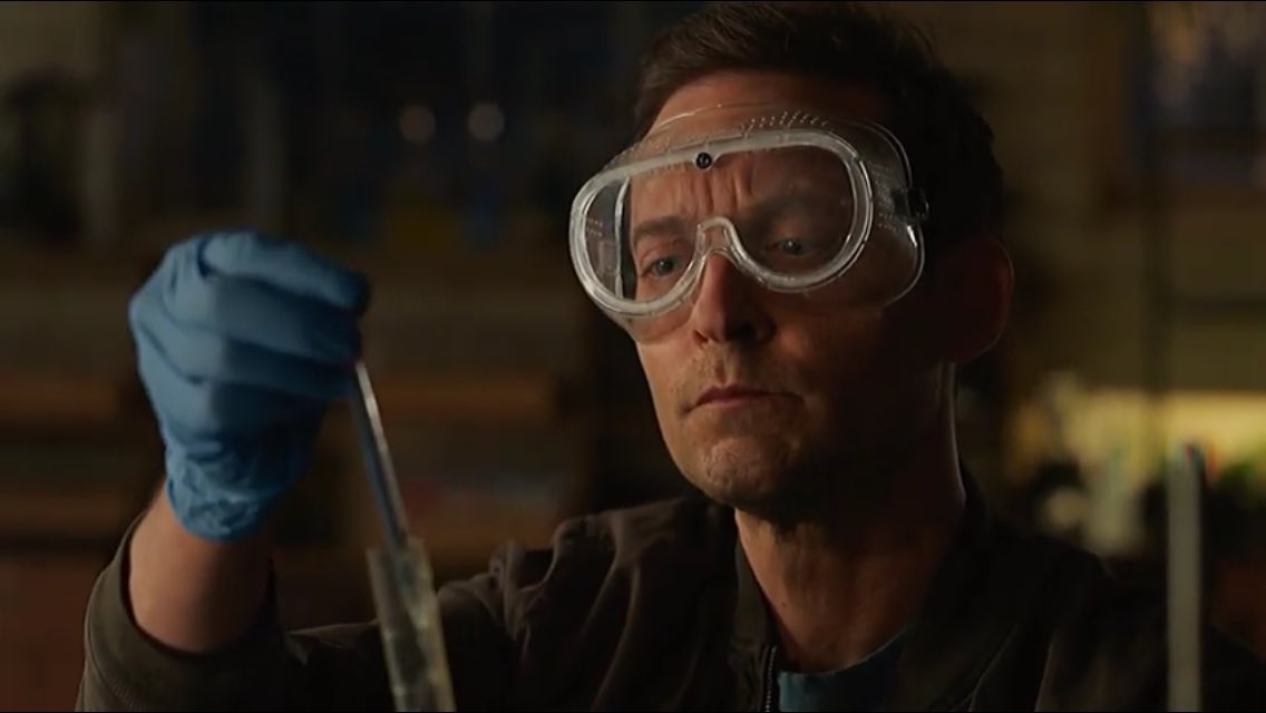 <a href="/Martinpdisalvo/">Coscu</a> Coscu preparando el tweet con la opinión mas pelotuda de todas sobre un tema que no tiene idea