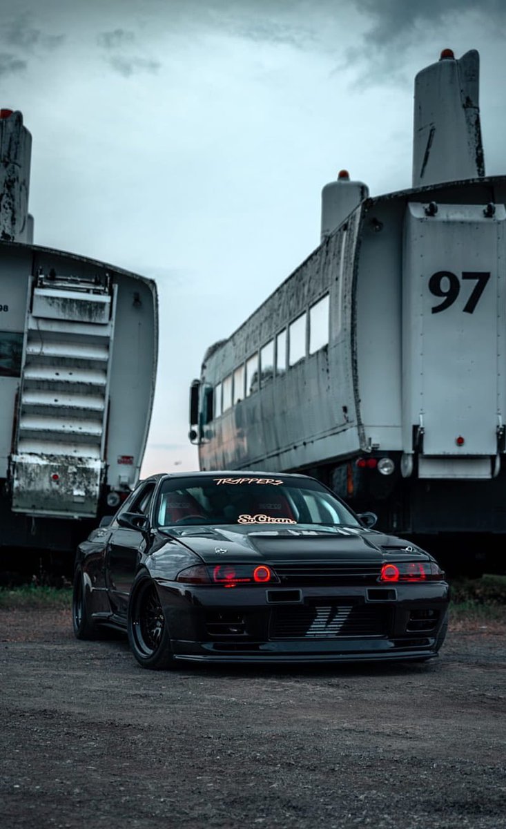 Nissan Skyline GT-R R32