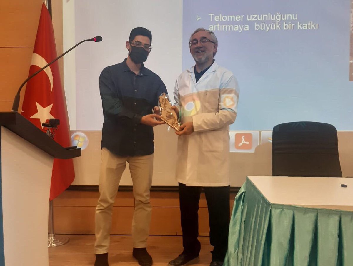 AybuYelken's tweet photo. Çok değerli Prof. Dr. Fahri BAYIRLI hocamızla "Oruç, Kanser, Otofaji" konulu hikmet dolu bir konferans gerçekleştirdik. Değerli bilgilerini bizimle paylaştığı için hocamıza ve programa katılan meslektaşlarımıza gönülden teşekkür ediyoruz. https://t.co/k4tjLuhgHV