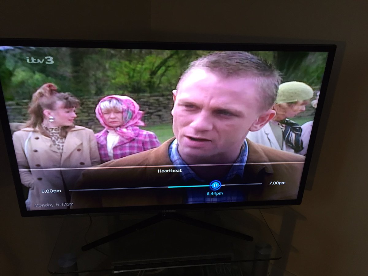 Daniel Craig in an episode of Heartbeat! 007 James Bond!