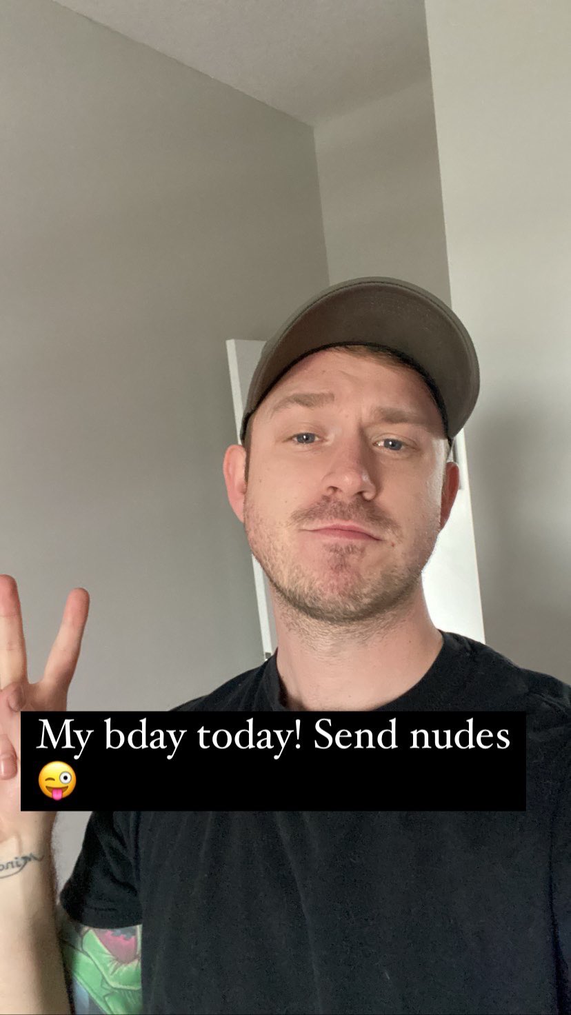 Nic on Twitter "Turned 30 today! Be kind and send nudes https //t.co