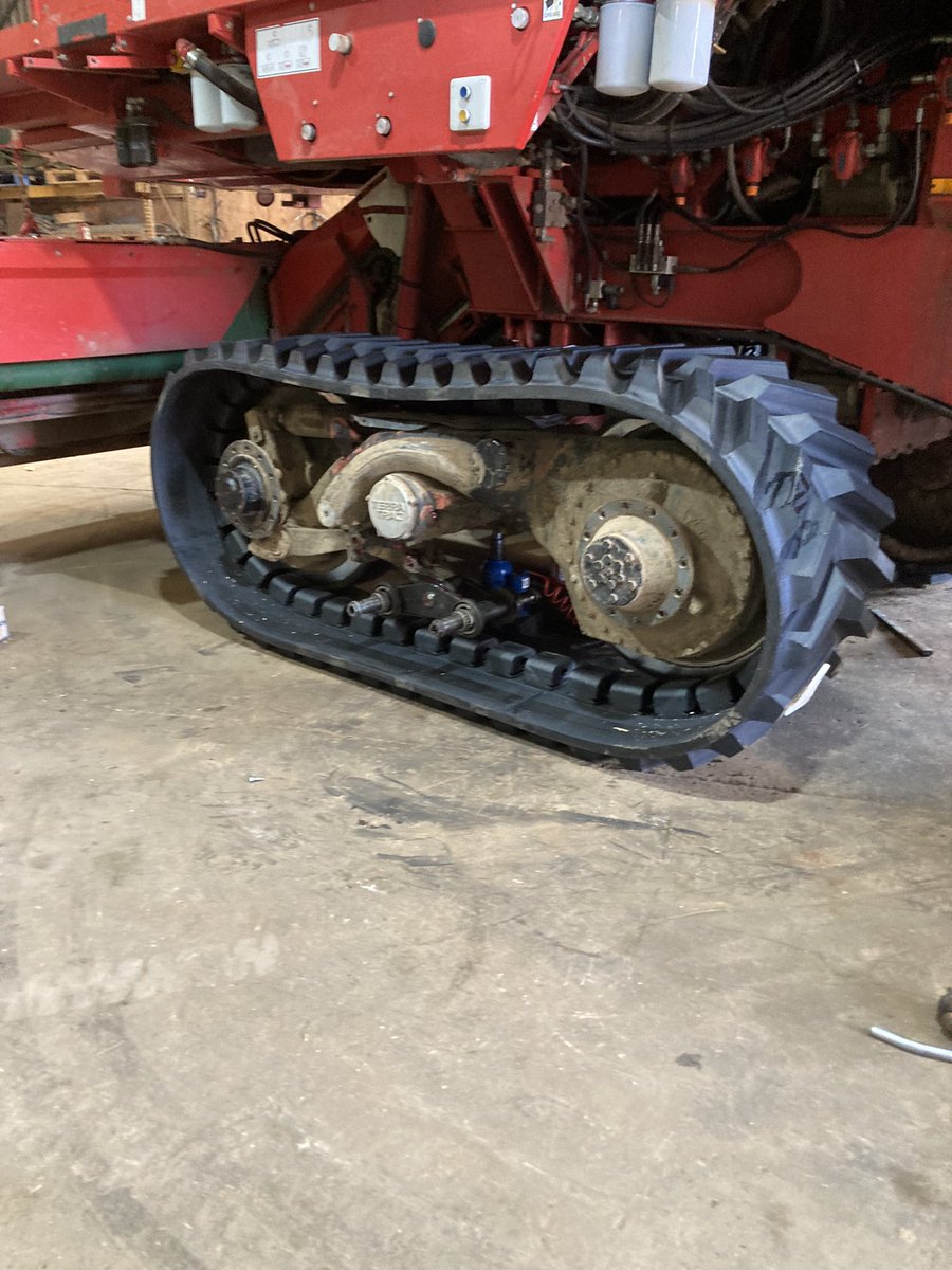 More track servicing and repair, this one required new mid roller frames. The frames come without shafts so a first for me getting them out and fitted to the new ones.