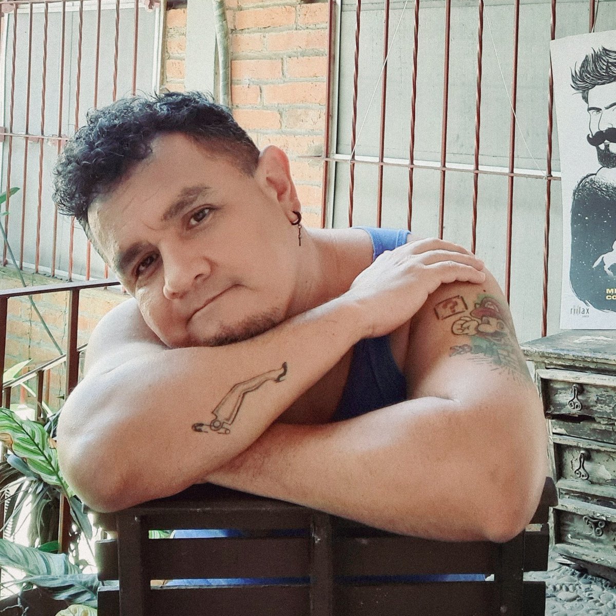mrqu's tweet photo. #NuevaFotoDePerfil #CachetoncitoQu #tattooart #SoyDiseñador https://t.co/QFUwD5xVBj