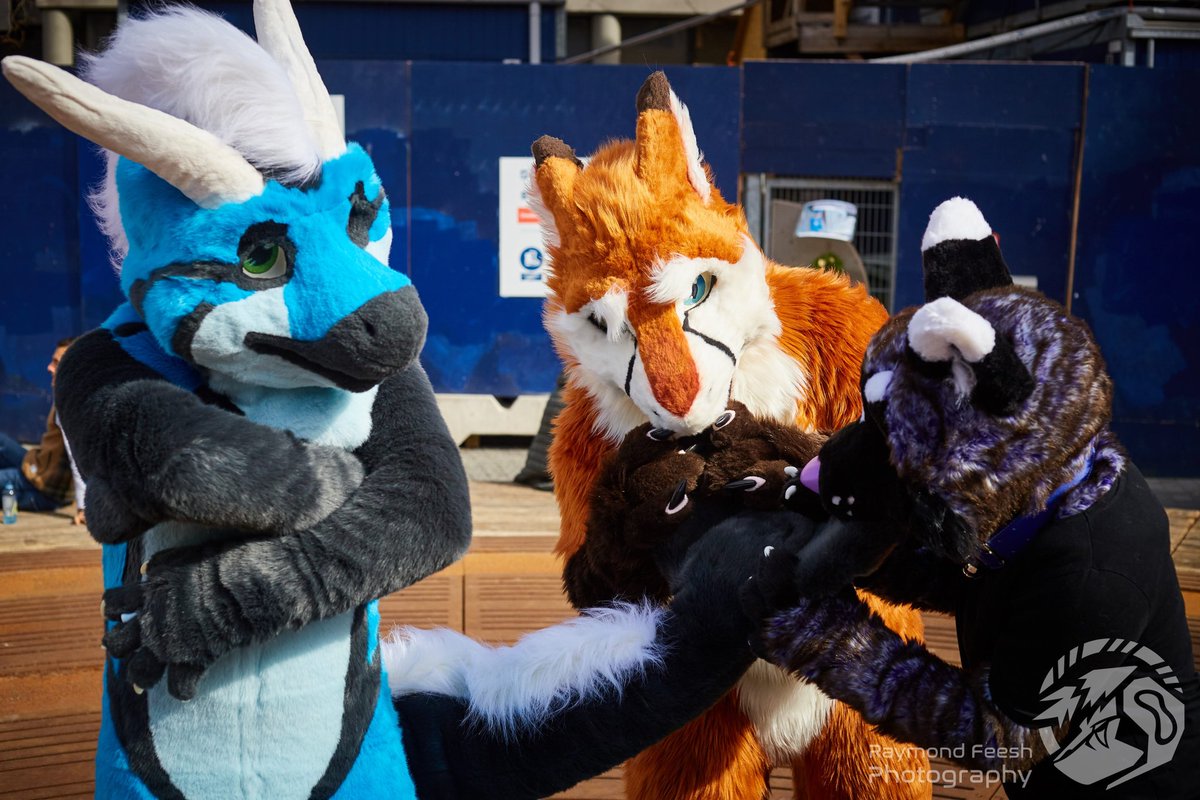 SoelveDeer's tweet photo. First time publicly suiting in Rory. So nice to finally get out ! 
Yes, the tail was tasty 😋

📷 @raymondfeesh https://t.co/eJVdpennmw
