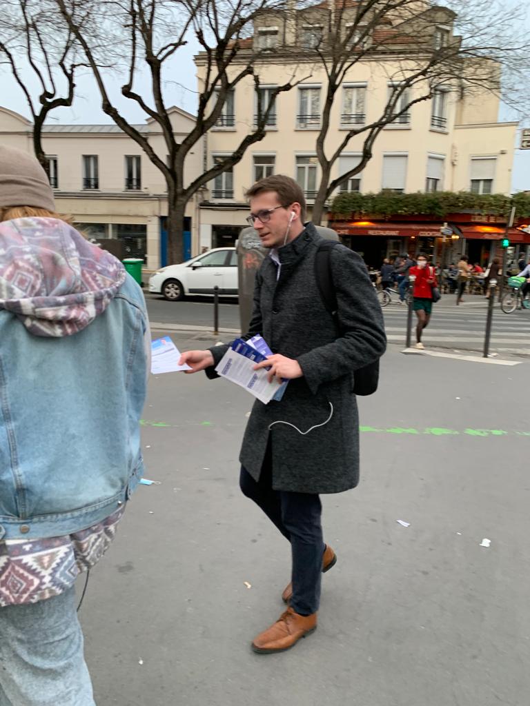 JCMartin75011's tweet photo. L'équipe de #Paris11 toujours mobilisée ce soir au métro #Avron pour notre candidate #Presidentielle2022 @vpecresse #Pecresse2022 et ma candidature #legislatives2022 #Circo7506 https://t.co/3Hd1onX6VV