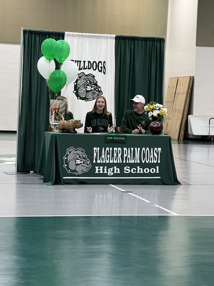 Amy Ferrer tweet media