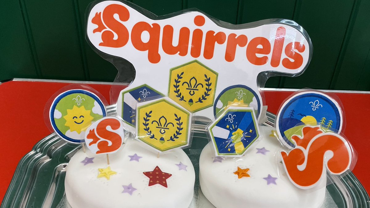 CardronaScouts's tweet photo. Tonight 8 of our Squirrels made their Squirrel Scout Promise, alongside our 2 new adult leaders. We celebrated with parachute games, stories and of course cake! Well done Squirrels. 🐿 https://t.co/nvqaxnDPXw