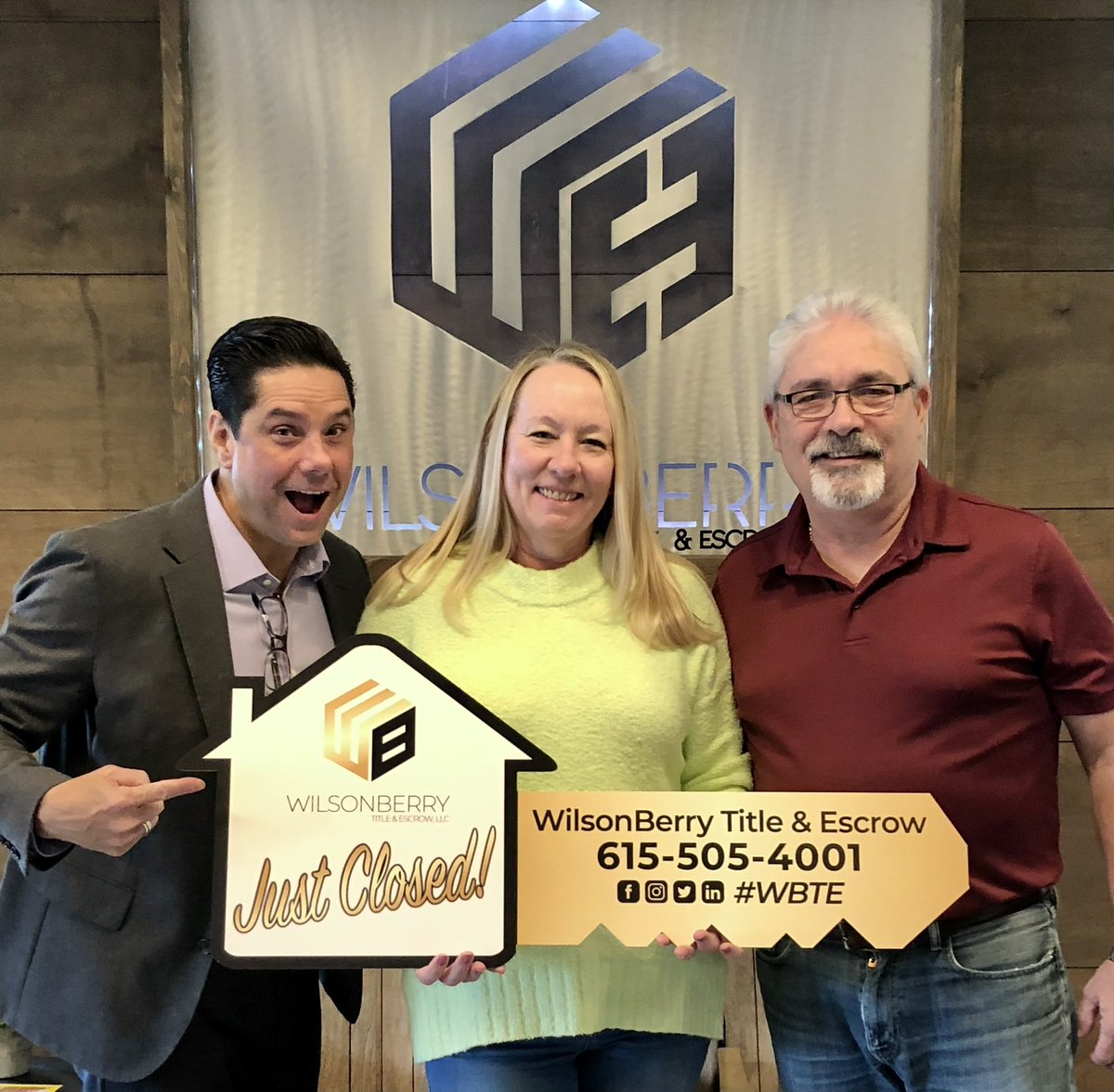 wbtetn's tweet photo. Closing time! Congrats Kris &amp; Randy on the purchase of your new home. Thanks for choosing us to close for you! 🔑🏡🙌🏻🎊🎉😃 #mtjuliet #tennessee #nashville #wbte #closewithus #realestate #realtor #lender #mortgage #investor #closed #closingcompany #titlecompany #escrow #title https://t.co/CgueaqeOXM