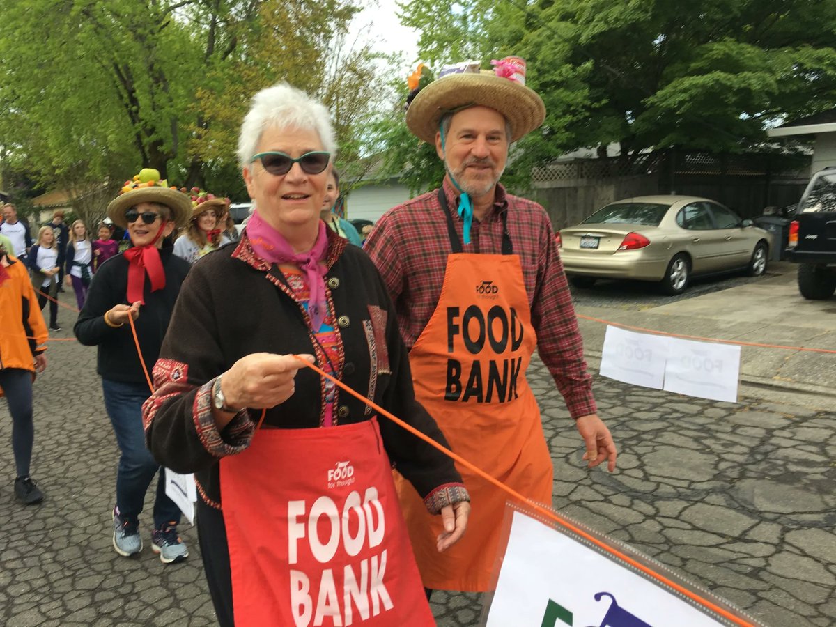 FFTFoodBank's tweet image. Registration now open for the Human Race this May 7! It's the perfect time to get your friends, neighbors and family involved in an important cause and help us to raise funds to feed our neighbors with serious medical conditions. Sign up now at buff.ly/3qtTZP7