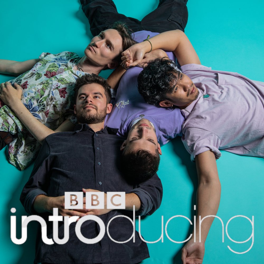 Thanks <a href="/bbcintroducing/">BBC Music Introducing</a> for featuring Finding Our Way on the show on 19th March! ✌🏼

Listen on BBC Sounds - link is in our bio 🎄

More new music is coming, sooner than you might think... 👀

Big love <a href="/BBCIntroSolent/">BBC Music Introducing Solent</a> <a href="/stephnradio/">Steph N 💙</a> 🖤