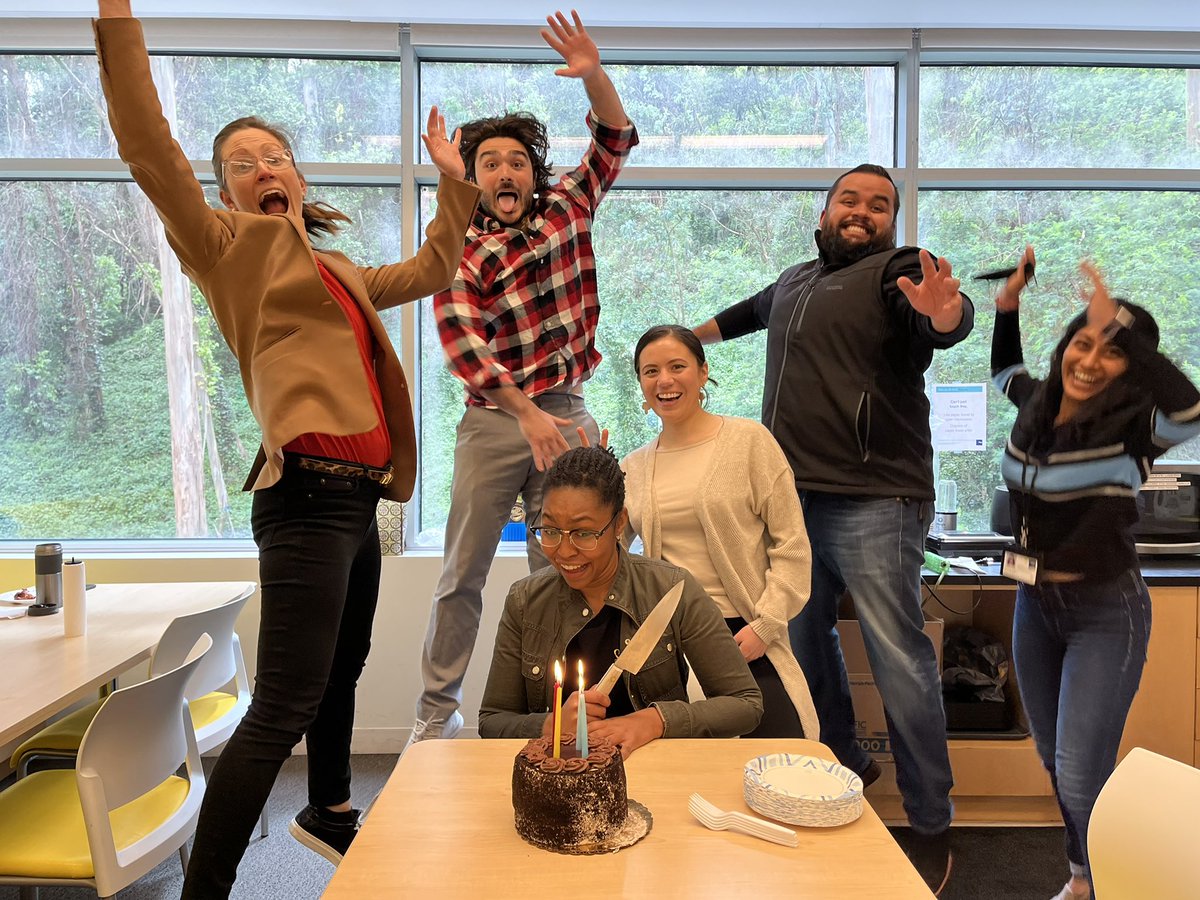 Elizabeth Crouch, MD/PhD (@elizabetscrouch) on Twitter photo Thrilled to celebrate <a href="/kwp_futuremdphd/">Kaylee Wedderburn-Pugh</a> who was awarded an <a href="/American_Heart/">American Heart Association</a> Diversity supplement AND had a birthday last week! Can’t wait to see those experiment results. With <a href="/LDiafos/">Loukas Diafos</a> @edward_jvt <a href="/sneha_arao/">Sneha Rao</a> at @stem_at Thrilled to celebrate <a href="/kwp_futuremdphd/">Kaylee Wedderburn-Pugh</a> who was awarded an <a href="/American_Heart/">American Heart Association</a> Diversity supplement AND had a birthday last week! Can’t wait to see those experiment results. With <a href="/LDiafos/">Loukas Diafos</a> @edward_jvt <a href="/sneha_arao/">Sneha Rao</a> at @stem_at