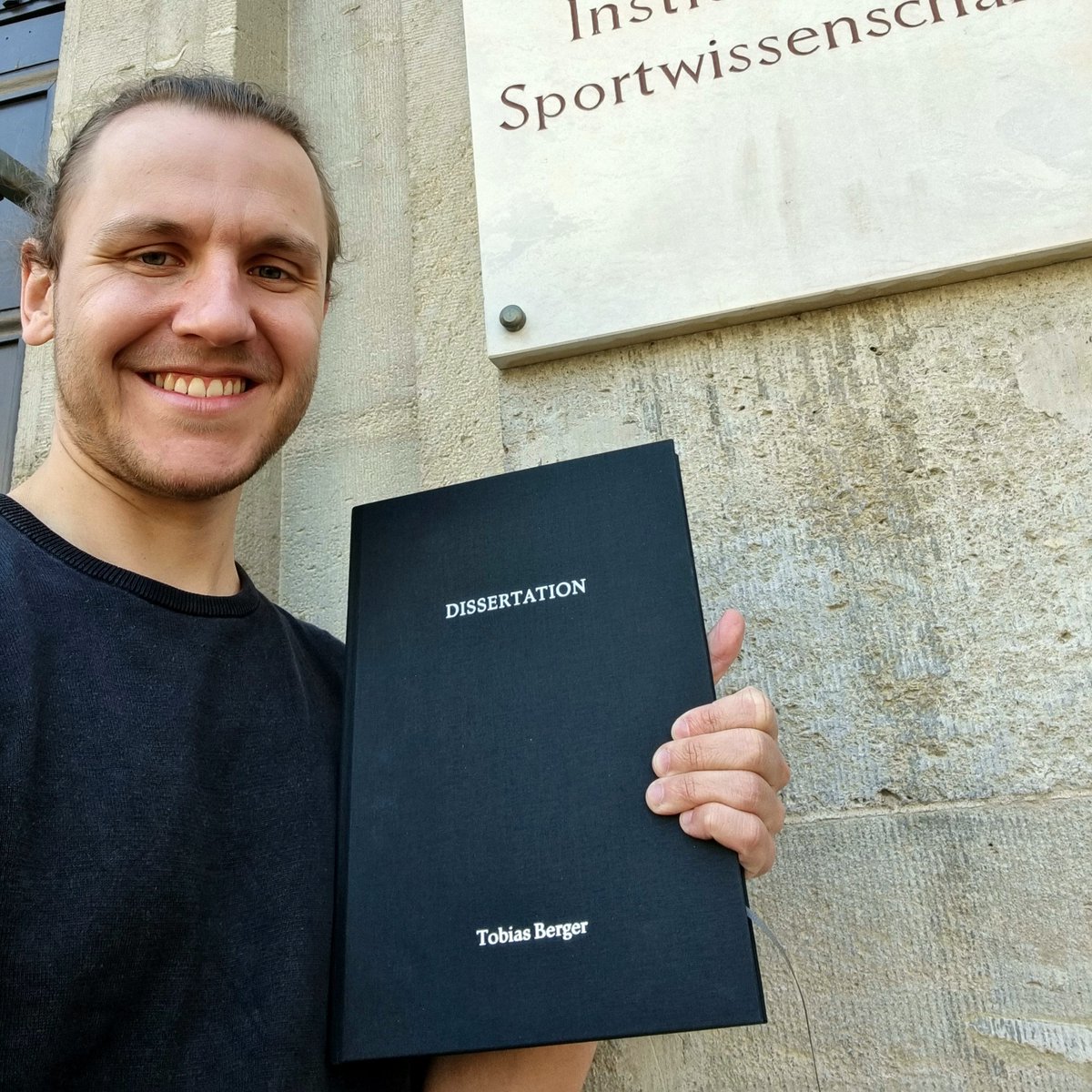 Tobias Berger tweet media