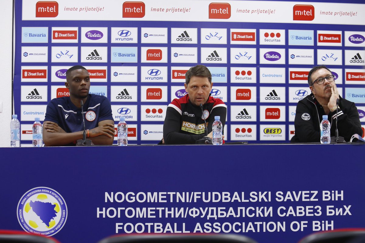 🇧🇦-🇱🇺

Pressekonferenz mam <a href="/holtzluc20/">Lu holtz</a> an <a href="/ChrisMartins_25/">Christopher Martins Pereira</a> 

#RoudeLéiwHuelSe #BIHLUX