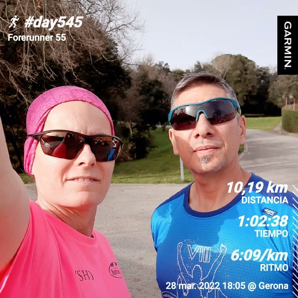 danisoriano70's tweet photo. 10 más a la saca en compañía de @xescaperez y estrenando gomas nuevas 😉
#day545
#RunEveryDay
#metodosori
#RonhillSpain
#eljardinet #vamosgarmin
#drinkingrunners #kmsxalimentos #nofunnorun
#mrfree
#amibola
#retodravet
#runstreak
#NoDaysOff https://t.co/nGu0ycL9Dw